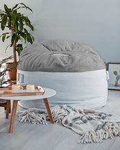 Load image into Gallery viewer, Queen Chair - NEST
